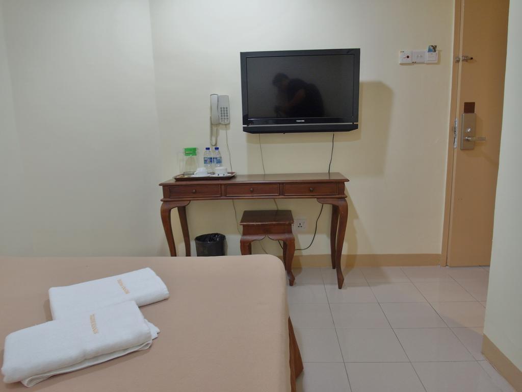Sunnie Hotel Johor Bahru Esterno foto