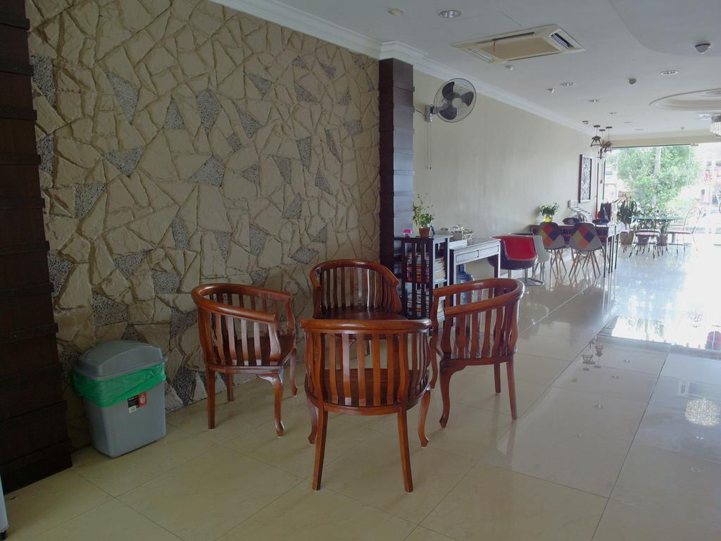 Sunnie Hotel Johor Bahru Esterno foto