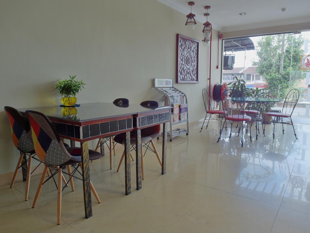 Sunnie Hotel Johor Bahru Esterno foto